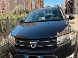Nero Usata 2013 Dacia Sandero Stepway Tre volumi | 6000 €