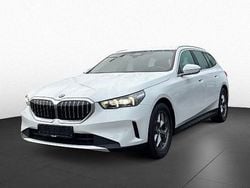 Bianco alpi Usata 2024 BMW 520 Comfort Edition Station wagon | 54.900 € (Buon prezzo)