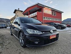 Nero Usata 2018 VW Golf VII R-line Tre volumi | 15.450 € (Buon prezzo)