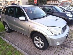 Argento Usata 2004 Toyota RAV4 Sol SUV | 5200 € (Buon prezzo)