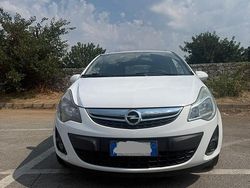 Bianco Usata 2014 Opel Corsa Tre volumi | 3200 € (Ottimo prezzo)