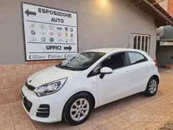 Bianco Usata 2016 Kia Rio Active Tre volumi | 6800 € (Buon prezzo)