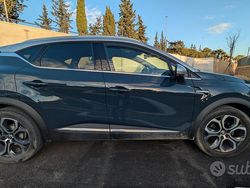 Blu Usata 2023 Renault Captur Techno SUV | 17.500 € (Buon prezzo)
