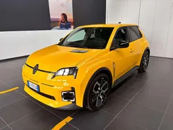 Giallo pop! Nuova 2025 Renault R5 Urban Due volumi | 26.500 €
