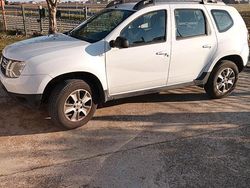 Bianco Usata 2015 Dacia Duster Tre volumi | 10.000 € (Molto cara)