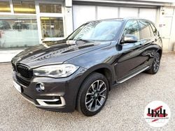 Grigio scuro Usata 2016 BMW X5 Luxury Line SUV | 20.900 € (Ottimo prezzo)