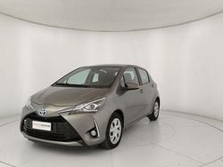 Grigio Usata 2019 Toyota Yaris Business Edition Due volumi | 13.650 € (Buon prezzo)