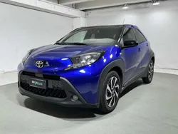 Blu/azzurro Usata 2023 Toyota Aygo Active Due volumi | 13.500 € (Ottimo prezzo)