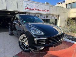Nero mettalizzzato Usata 2018 Porsche Cayenne Platinum Edition SUV | 44.470 € (Cara)
