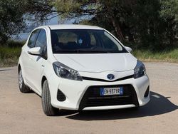 Usata 2012 Toyota Yaris Hybrid Lounge Tre volumi | 7200 € (Molto cara)