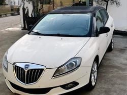 Beige Usata 2010 Lancia Delta S Due volumi | 4850 € (Buon prezzo)