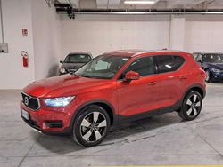 Rosso Usata 2020 Volvo XC40 Business Edition SUV | 27.490 € (Buon prezzo)