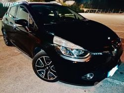 Nero Usata 2015 Renault Clio GrandTour Station wagon | 5800 € (Buon prezzo)