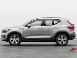 Silver dawn Nuova 2024 Volvo XC40 Core SUV | 35.990 € (Buon prezzo)