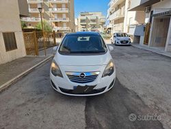 Bianco Usata 2011 Opel Meriva Monovolume | 4500 € (Buon prezzo)