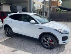 Bianco ghiaccio Usata 2019 Jaguar E-Pace SUV | 18.400 € (Ottimo prezzo)