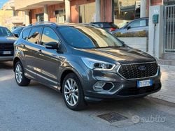 Usata 2019 Ford Kuga Vignale SUV | 12.400 €