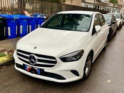 Bianco Usata 2019 Mercedes B180 Monovolume | 18.000 €