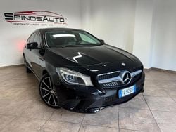 Nero Usata 2016 Mercedes CLA200 Tre volumi | 12.299 € (Super prezzo)