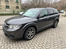 Grigio scuro Usata 2015 Fiat Freemont Cross SUV | 8900 € (Buon prezzo)