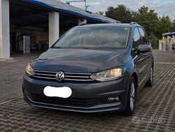 Grigio Usata 2018 VW Touran Business Monovolume | 19.000 € (Buon prezzo)