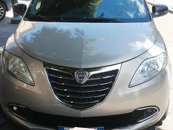 Grigio Usata 2011 Lancia Ypsilon Due volumi | 5700 € (Cara)