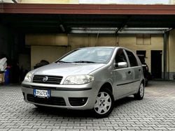 Nero Usata 2004 Fiat Punto Active Due volumi | 3750 € (Molto cara)