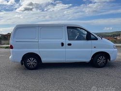 Bianco Usata 2001 Hyundai H-1 Furgone | 5500 €