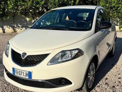 Bianco Usata 2015 Lancia Ypsilon Silver Due volumi | 6250 € (Buon prezzo)