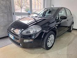 Blu Usata 2016 Fiat Punto Lounge Tre volumi | 5990 € (Ottimo prezzo)