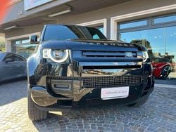 Nero Usata 2025 Land Rover Defender SUV | 81.900 € (Buon prezzo)