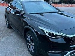 Nero Usata 2017 Infiniti QX30 SUV | 16.500 €