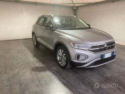 Argento Usata 2023 VW T-Roc Style SUV | 27.990 € (Cara)