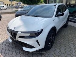 Bianco Nuova 2025 Alfa Romeo Junior Edizione Speciale SUV | 27.990 € (Buon prezzo)