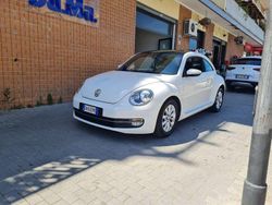 Bianco Usata 2012 VW Maggiolino Design Tre volumi | 9900 € (Buon prezzo)