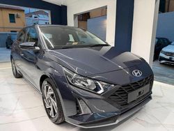 Grigio Nuova 2025 Hyundai i20 Monovolume | 16.900 € (Buon prezzo)