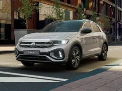 Pyrit silver metallizzato nero Nuova 2024 VW T-Roc R-line Plus SUV | 32.400 € (Buon prezzo)