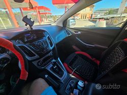 Nero Usata 2013 Ford Focus Tre volumi | 4200 € (Buon prezzo)