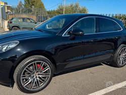 Nero Usata 2015 Porsche Macan SUV | 32.000 € (Molto cara)