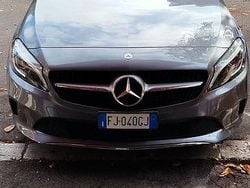 Grigio Usata 2017 Mercedes A200 Premium Tre volumi | 15.000 € (Buon prezzo)