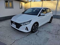 Bianco Usata 2023 Hyundai i20 Tre volumi | 11.900 € (Ottimo prezzo)