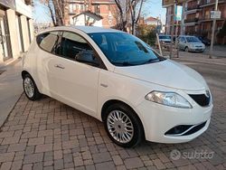 Bianco Usata 2017 Lancia Ypsilon Due volumi | 6900 € (Buon prezzo)