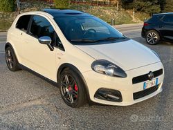 Bianco Usata 2009 Abarth Grande Punto Due volumi | 10.000 € (Cara)