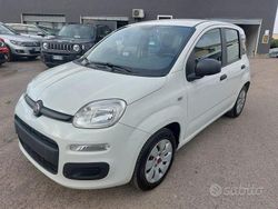 Bianco Usata 2014 Fiat Panda Easy Due volumi | 7800 € (Buon prezzo)