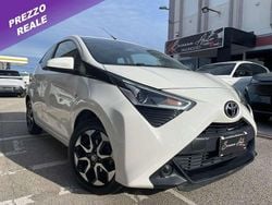 Bianco Usata 2021 Toyota Aygo Connect Style Due volumi | 11.500 € (Buon prezzo)