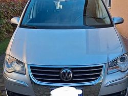Grigio Usata 2008 VW Touran Monovolume | 6500 € (Molto cara)