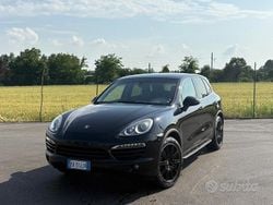 Nero Usata 2011 Porsche Cayenne SUV | 16.800 € (Cara)