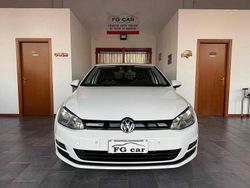 Bianco Usata 2017 VW Golf Comfortline Tre volumi | 10.490 € (Cara)