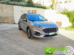 Grigio Usata 2024 Ford Kuga ST-Line SUV | 23.500 € (Buon prezzo)