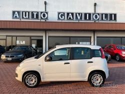 Bianco Usata 2018 Fiat Panda Easy Due volumi | 12.499 € (Molto cara)